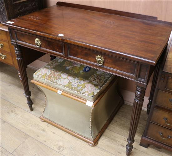 Writing table W. 106cm